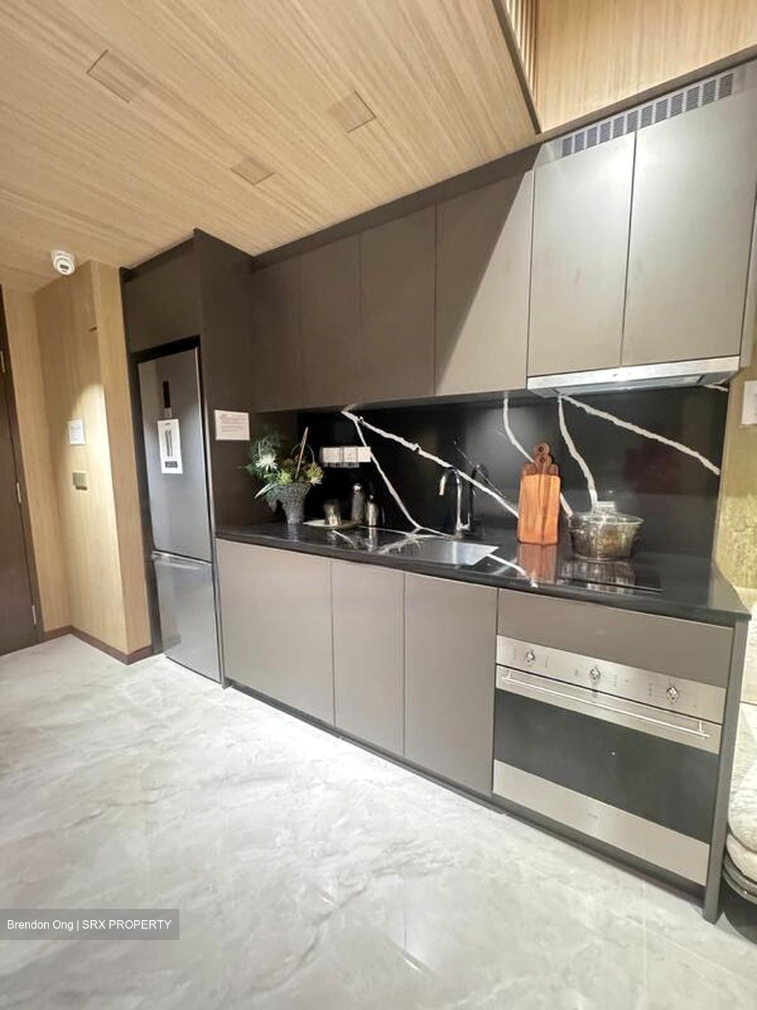 Marina Gardens Lane (D1), Condominium #480406971